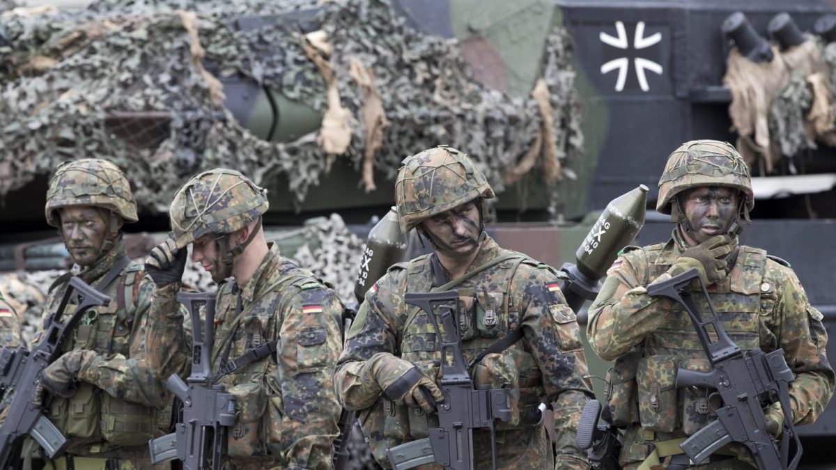 Istaknuti njemački opozicionar upozorava: Naše trupe mogu ratovati maksimalno dva dana