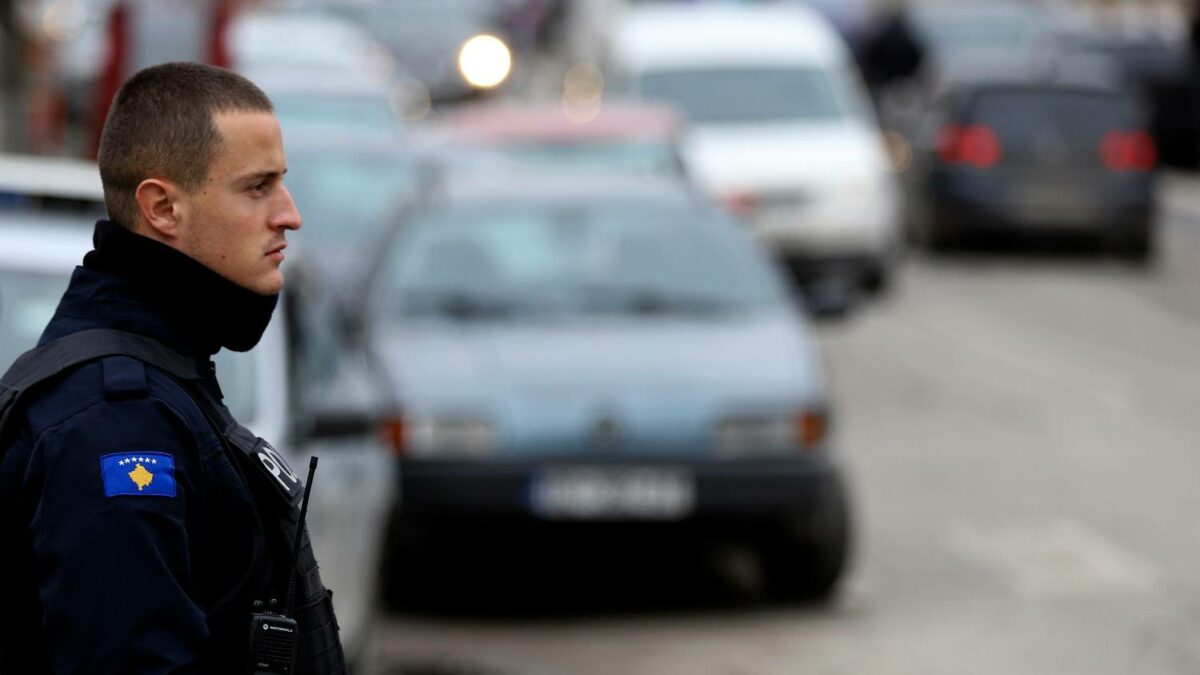 Kosovska policija na Jarinju brani ulazak na KiM
